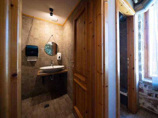 Vila Shen Maria Hotel Voskopoja Kültér fotó