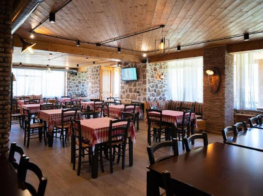 Vila Shen Maria Hotel Voskopoja Kültér fotó